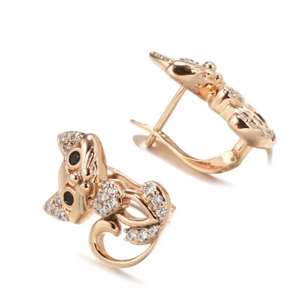 Elegant Gold Cat Earrings. - Picture 3 of 7